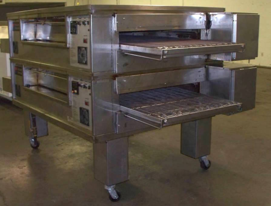 Double stack conveyor pizza ovens